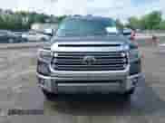 2019 Toyota Tundra SR5 с VIN 5TFAY5F10KX854202, выставлен на аукционе IAAI как лот 42184357 с пробегом 66 328 миль миль и . История ставок и продаж доступна на DreamBid. Изображение 12.