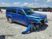 2007 Dodge Nitro SLT with VIN 1D8GT58K77W698494, listed as a Copart auction lot 63555875 with 242,141 mi miles and Salvage title. Bid and sale history available at DreamBid. Image 4.