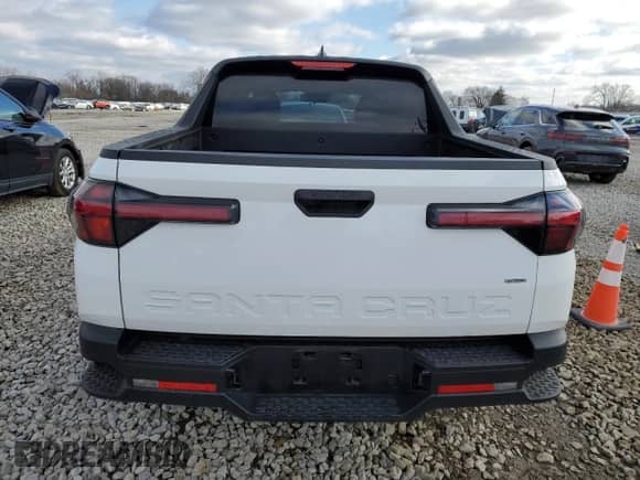 2024 Hyundai Santa Cruz SE с VIN 5NTJADDEXRH123885, выставлен на аукционе Copart как лот 86735314 с пробегом 8 012 миль миль и Списание • Salvage title. История ставок и продаж доступна на DreamBid. Изображение 6.