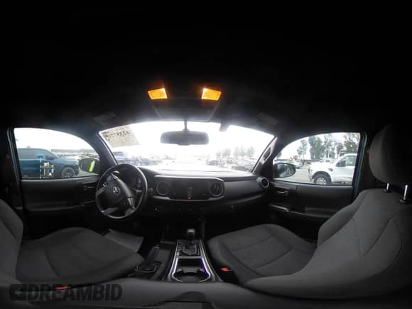 2016 Toyota Tacoma SR5 с VIN 3TMAZ5CN1GM014351, выставлен на аукционе IAAI как лот 42357717 с пробегом 116 712 миль миль и . История ставок и продаж доступна на DreamBid. Изображение 19.