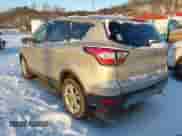 2017 Ford Escape SE с VIN 1FMCU9GD0HUF04174, выставлен на аукционе IAAI как лот 41327379 с пробегом 101 122 миль миль и . История ставок и продаж доступна на DreamBid. Изображение 3.