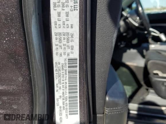 2019 Dodge Durango GT z VIN 1C4RDJDG9KC722657, wystawiony jako Copart lot #66162075 z przebiegiem 159 562 mil mil oraz Szkoda całkowita • Salvage title. Historia ofert i sprzedaży dostępna na DreamBid. Obrazek 13.