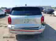 2023 Hyundai Palisade Calligraphy z VIN KM8R7DGE5PU572692, wystawiony jako IAAI lot #43012185 z przebiegiem 32 616 mil mil oraz . Historia ofert i sprzedaży dostępna na DreamBid. Obrazek 16.