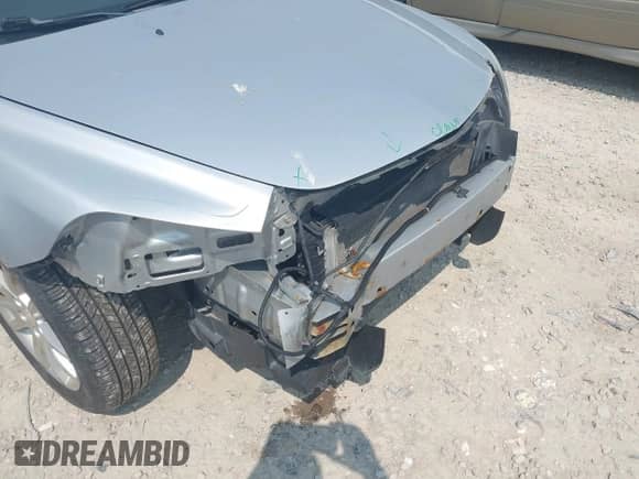 2012 Chevrolet Malibu LTZ z VIN 1G1ZG5E79CF205302, wystawiony jako IAAI lot #42416939 z przebiegiem 186 716 mil mil oraz . Historia ofert i sprzedaży dostępna na DreamBid. Obrazek 15.