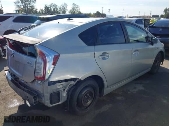 2014 Toyota Prius Two с VIN JTDKN3DU0E1759550, выставлен на аукционе IAAI как лот 43249254 с пробегом 188 567 миль миль и . История ставок и продаж доступна на DreamBid. Изображение 4.