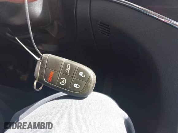 2022 Jeep Grand Cherokee Limited with VIN 1C4RJEBG4NC171643, listed as a IAAI auction lot 41440015 with 52,702 mi miles and . Bid and sale history available at DreamBid. Image 11.