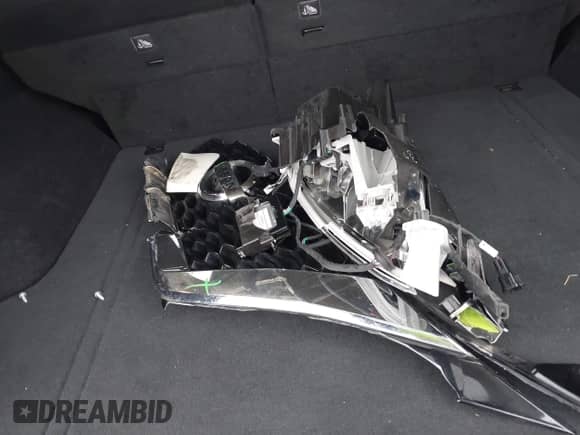 2019 Nissan Murano S с VIN 5N1AZ2MS5KN127913, выставлен на аукционе IAAI как лот 41216480 с пробегом 49 901 миль миль и . История ставок и продаж доступна на DreamBid. Изображение 12.