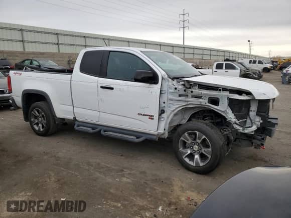 2018 Chevrolet Colorado 4WD LT z VIN 1GCHTCEN7J1165121, wystawiony jako Copart lot #44421455 z przebiegiem 54 840 mil mil oraz Szkoda całkowita • Salvage title. Historia ofert i sprzedaży dostępna na DreamBid. Obrazek 4.