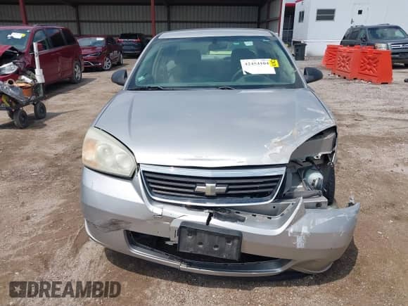 2008 Chevrolet Malibu Classic LS 1FL с VIN 1G1ZS58F98F136345, выставлен на аукционе IAAI как лот 42454104 с пробегом 198 856 миль миль и . История ставок и продаж доступна на DreamBid. Изображение 12.