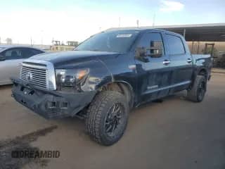 2013 Toyota Tundra Limited z VIN 5TFHY5F17DX273782, wystawiony jako Copart lot #84766964 z przebiegiem 197 489 mil mil oraz Szkoda całkowita • Salvage title. Historia ofert i sprzedaży dostępna na DreamBid. Obrazek 1.