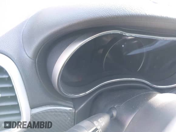 2018 Jeep Grand Cherokee SRT с VIN 1C4RJFDJXJC384556, выставлен на аукционе IAAI как лот 40997181 с пробегом Не указан миль и . История ставок и продаж доступна на DreamBid. Изображение 7.