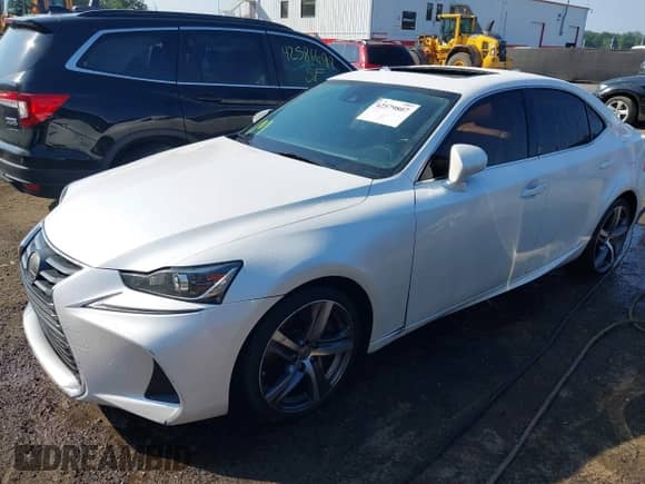 2017 Lexus IS 300 with VIN JTHCM1D29H5024555, listed as a IAAI auction lot 42579807 with 105,384 mi miles and . Bid and sale history available at DreamBid. Image 16.