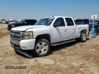 2008 Chevrolet Silverado 1500 1LT with VIN 3GCEC13J48G234561, listed as a Copart auction lot 70426615 with 210,752 mi miles and Salvage title. Bid and sale history available at DreamBid. Image 1.