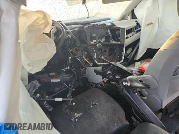 2017 Toyota Sienna XLE with VIN 5TDYZ3DC4HS879316, listed as a Copart auction lot 80926265 with Not provided miles and Clean title. Bid and sale history available at DreamBid. Image 8.