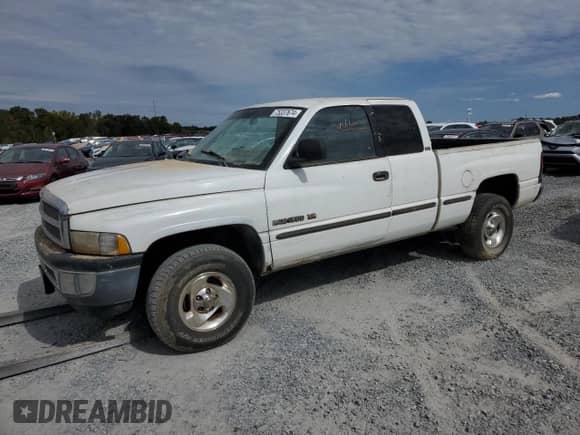 1998 Dodge 1500 z VIN 3B7HF12Z0WM291477, wystawiony jako Copart lot #75337674 z przebiegiem Nie podano mil oraz Szkoda całkowita • Salvage title. Historia ofert i sprzedaży dostępna na DreamBid. Obrazek 1.