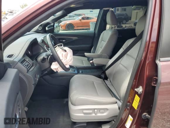 2020 Honda Passport EX-L with VIN 5FNYF7H56LB001847, listed as a Copart auction lot 58233975 with 18,121 mi miles and Salvage title. Bid and sale history available at DreamBid. Image 7.
