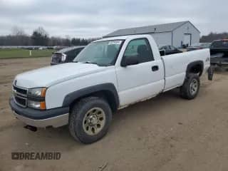 2007 Chevrolet Silverado 1500 Work Truck с VIN 3GCEK14V37G252214, выставлен на аукционе Copart как лот 83228384 с пробегом 162 647 миль миль и Списание • Salvage title. История ставок и продаж доступна на DreamBid. Изображение 1.
