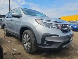 2021 Honda Pilot EX with VIN 5FNYF5H37MB034540, listed as a Copart auction lot 82120835 with 11,881 mi miles and Salvage title. Bid and sale history available at DreamBid. Image 1.