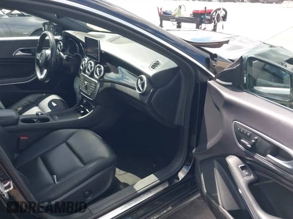 2015 Mercedes-Benz CLA 250 with VIN WDDSJ4GB3FN186798, listed as a IAAI auction lot 43414911 with 149,029 mi miles and . Bid and sale history available at DreamBid. Image 5.