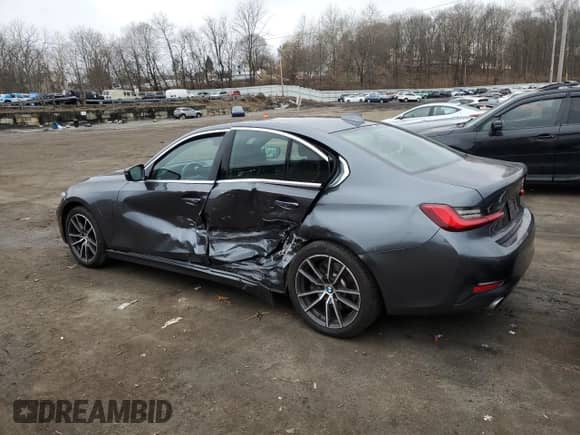 2021 BMW 3 Series 330e xDrive с VIN 3MW5P9J02M8B56487, выставлен на аукционе Copart как лот 40165144 с пробегом 31 033 миль миль и . История ставок и продаж доступна на DreamBid. Изображение 2.