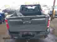 2022 Chevrolet Silverado 1500 RST z VIN 3GCUDEETXNG583752, wystawiony jako IAAI lot #41809678 z przebiegiem 68 902 mil mil oraz . Historia ofert i sprzedaży dostępna na DreamBid. Obrazek 17.