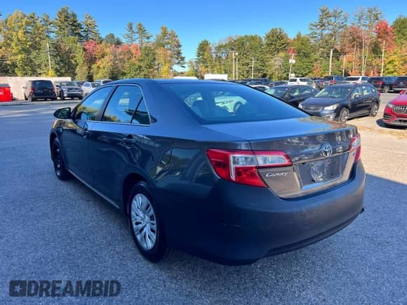2014 Toyota Camry LE с VIN 4T4BF1FKXER387227, выставлен на аукционе Copart как лот 89922725 с пробегом 194 348 миль миль и Чистый • Clean title. История ставок и продаж доступна на DreamBid. Изображение 3.