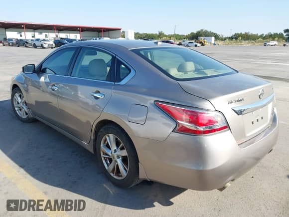 2015 Nissan Altima S с VIN 1N4AL3AP3FN369154, выставлен на аукционе IAAI как лот 43515032 с пробегом 86 158 миль миль и . История ставок и продаж доступна на DreamBid. Изображение 3.