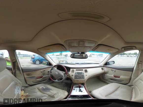 2007 Hyundai Azera SE with VIN KMHFC46F97A159636, listed as a IAAI auction lot 43033496 with 162,950 mi miles and . Bid and sale history available at DreamBid. Image 18.