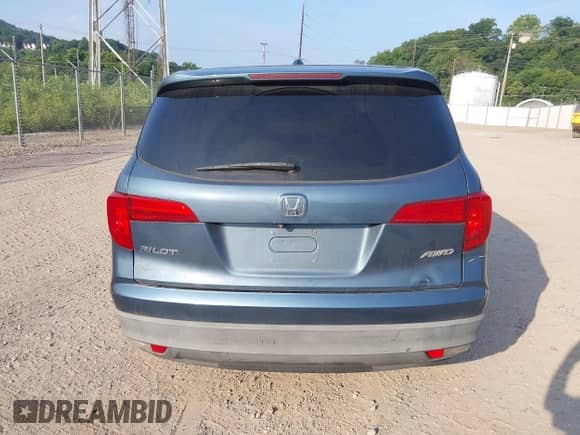 2017 Honda Pilot EX с VIN 5FNYF6H40HB058943, выставлен на аукционе IAAI как лот 42827219 с пробегом 129 957 миль миль и . История ставок и продаж доступна на DreamBid. Изображение 16.