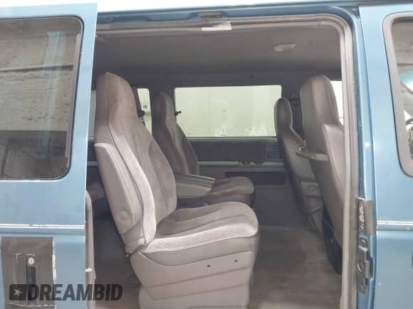 1992 Dodge Grand Caravan с VIN 1B4GK44R1NX248133, выставлен на аукционе IAAI как лот 42118680 с пробегом 188 949 миль миль и . История ставок и продаж доступна на DreamBid. Изображение 8.