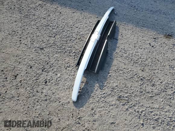 2002 Chevrolet TrailBlazer LTZ with VIN 1GNDS13S522213636, listed as a Copart auction lot 82784704 with Not provided miles and Salvage title. Bid and sale history available at DreamBid. Image 15.