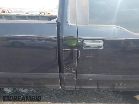 2019 Ford F-150 XL with VIN 1FTMF1CB7KKD87222, listed as a IAAI auction lot 41955665 with 129,786 mi miles and . Bid and sale history available at DreamBid. Image 19.