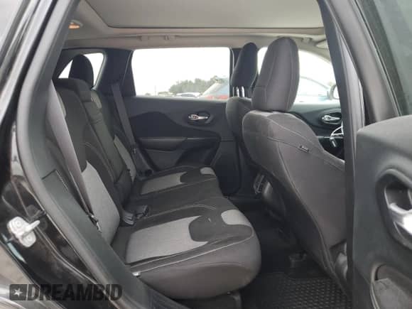 2014 Jeep Cherokee Latitude with VIN 1C4PJMCS7EW241090, listed as a Copart auction lot 82779675 with 146,040 mi miles and Clean title. Bid and sale history available at DreamBid. Image 11.