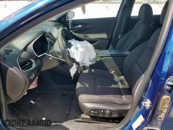 2019 Chevrolet Malibu LT с VIN 1G1ZD5ST4KF128315, выставлен на аукционе Copart как лот 80617365 с пробегом 142 685 миль миль и Списание • Salvage title. История ставок и продаж доступна на DreamBid. Изображение 7.