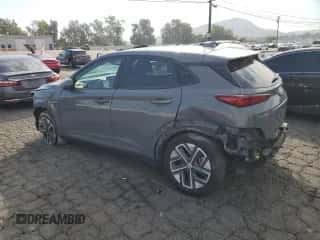 2023 Hyundai Kona SE z VIN KM8K23AG0PU178490, wystawiony jako Copart lot #82073255 z przebiegiem 39 221 mil mil oraz Szkoda całkowita • Salvage title. Historia ofert i sprzedaży dostępna na DreamBid. Obrazek 2.