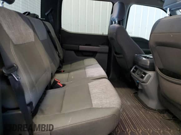 2022 Ford F-150 XLT с VIN 1FTFW1E87NKE15311, выставлен на аукционе Copart как лот 85361615 с пробегом 74 518 миль миль и Чистый • Clean title. История ставок и продаж доступна на DreamBid. Изображение 10.