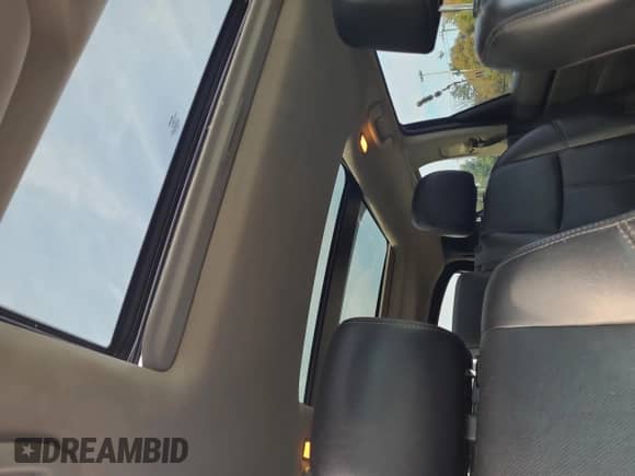 2015 Nissan Pathfinder Platinum with VIN 5N1AR2MM8FC703545, listed as a Copart auction lot 80464315 with 196,099 mi miles and Clean title. Bid and sale history available at DreamBid. Image 13.