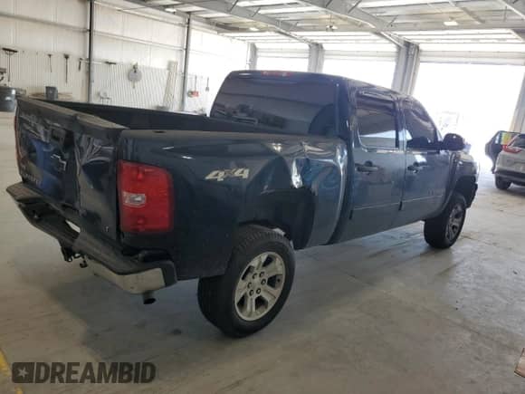 2008 Chevrolet Silverado 1500 2LT z VIN 2GCEK133881257211, wystawiony jako Copart lot #66617955 z przebiegiem 209 812 mil mil oraz Szkoda całkowita • Salvage title. Historia ofert i sprzedaży dostępna na DreamBid. Obrazek 3.