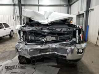 2016 Chevrolet Silverado 3500HD LT с VIN 1GC4KZC86GF258919, выставлен на аукционе Copart как лот 67443663 с пробегом 145 349 миль миль и Списание • Salvage title. История ставок и продаж доступна на DreamBid. Изображение 5.