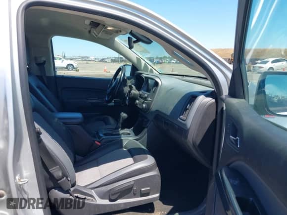 2018 Chevrolet Colorado 4WD Z71 with VIN 1GCPTDE16J1150026, listed as a IAAI auction lot 42185263 with 99,841 mi miles and . Bid and sale history available at DreamBid. Image 5.