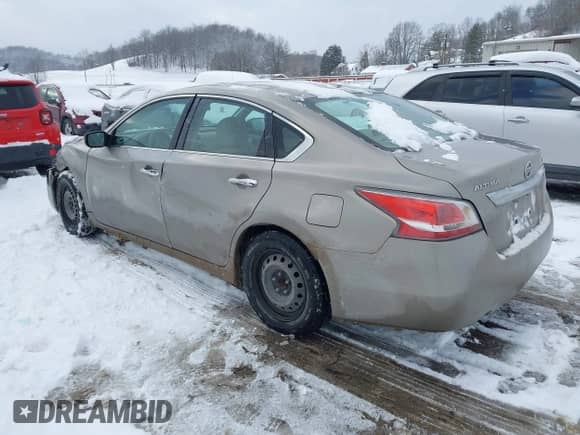 2015 Nissan Altima S с VIN 1N4AL3AP7FN890135, выставлен на аукционе IAAI как лот 41284022 с пробегом 272 865 миль миль и . История ставок и продаж доступна на DreamBid. Изображение 3.