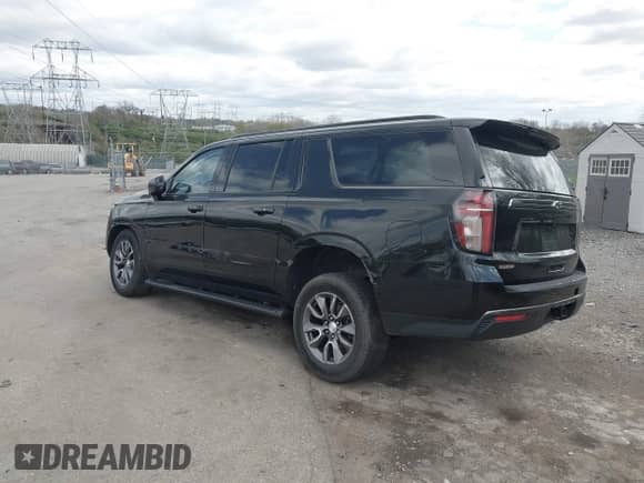 2022 Chevrolet Suburban Z71 с VIN 1GNSKDKD8NR313558, выставлен на аукционе IAAI как лот 42052723 с пробегом 191 092 миль миль и . История ставок и продаж доступна на DreamBid. Изображение 3.