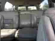 1999 Chevrolet Suburban с VIN 3GNFK16R8XG233203, выставлен на аукционе Copart как лот 84219905 с пробегом Не указан миль и Чистый • Clean title. История ставок и продаж доступна на DreamBid. Изображение 10.