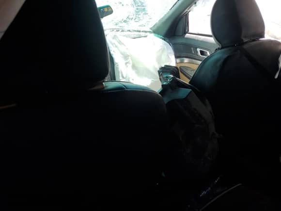 2017 Ford Explorer с VIN 1FM5K8B82HGA45005, выставлен на аукционе Copart как лот 80561425 с пробегом Не указан миль и Списание • Salvage title. История ставок и продаж доступна на DreamBid. Изображение 8.