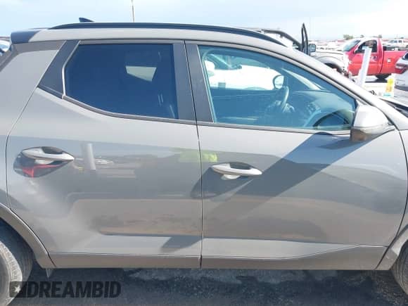 2024 Hyundai Santa Cruz Limited with VIN 5NTJEDDF6RH122391, listed as a IAAI auction lot 42391289 with 14,876 mi miles and . Bid and sale history available at DreamBid. Image 13.