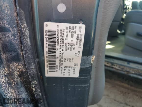 2005 Dodge Caravan SXT с VIN 2D4GP44L05R438748, выставлен на аукционе Copart как лот 74172024 с пробегом 79 944 миль миль и Списание • Salvage title. История ставок и продаж доступна на DreamBid. Изображение 14.