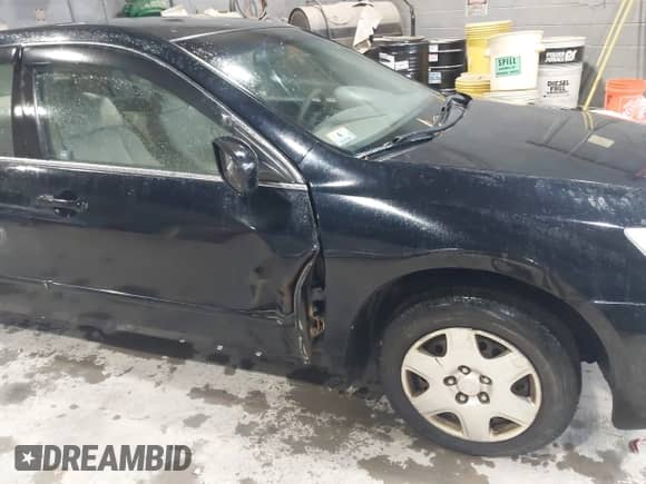 2007 Honda Accord LX с VIN 1HGCM56487A160416, выставлен на аукционе IAAI как лот 43445335 с пробегом 165 968 миль миль и . История ставок и продаж доступна на DreamBid. Изображение 6.