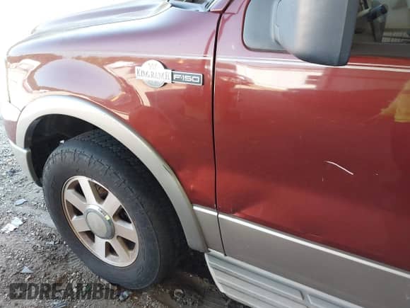 2005 Ford F-150 XLT z VIN 1FTPW14585KE76257, wystawiony jako IAAI lot #42669151 z przebiegiem 244 165 mil mil oraz . Historia ofert i sprzedaży dostępna na DreamBid. Obrazek 12.