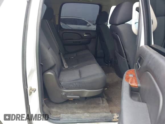 2013 Chevrolet Suburban LS с VIN 1GNSCHE08DR205825, выставлен на аукционе IAAI как лот 42594481 с пробегом 243 533 миль миль и . История ставок и продаж доступна на DreamBid. Изображение 8.