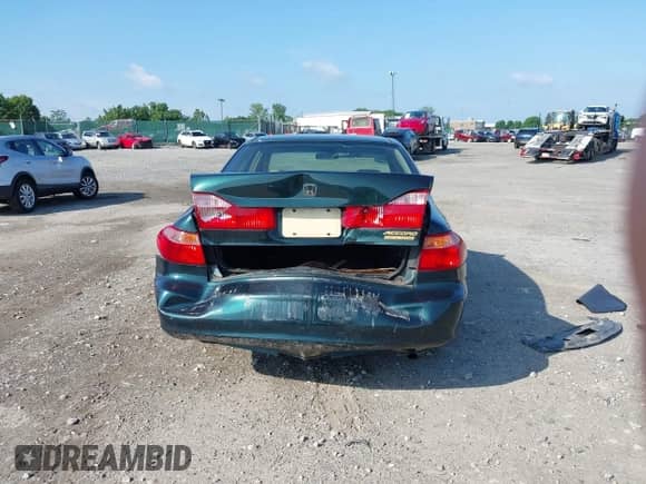 2000 Honda Accord SE с VIN JHMCG6697YC014133, выставлен на аукционе IAAI как лот 42682048 с пробегом 102 485 миль миль и . История ставок и продаж доступна на DreamBid. Изображение 16.